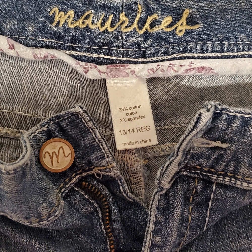 Maurices jeans